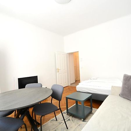 Universum Apartment 4 Wien Exterior foto